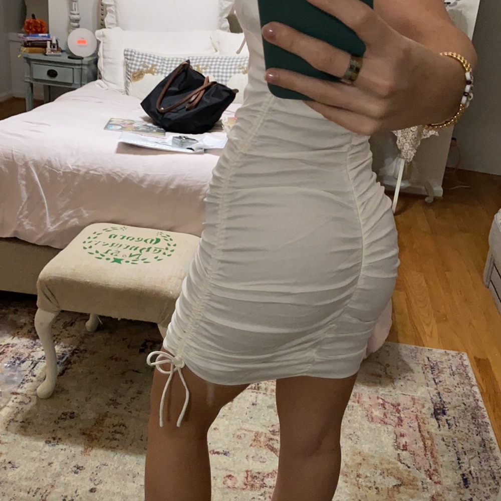 White Fox Ruched white dress small - Picture 6 of 10